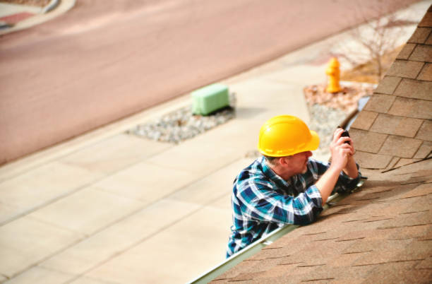 Best Roof Gutter Cleaning  in Alderwood Manor, WA